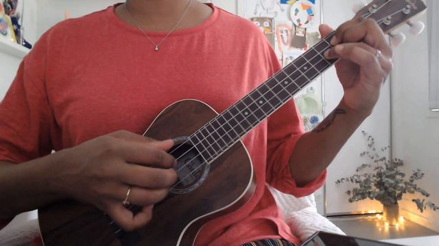 Lift Me Up - Rhianna - Ukulele Cover смотреть онлайн