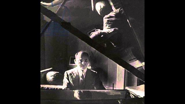 Brahms: Intermezzo in B flat minor op. 117 no. 2 - Solomon, piano смотреть онлайн