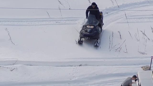 спасение автомобиля снегоходом2 смотреть онлайн