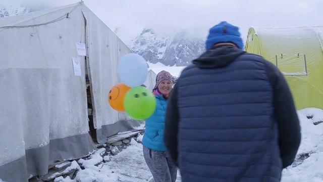 Базовый лагерь "Южный Иныльчек"/ "South Inylchek" Base camp (Khan-Tengri and Pobeda Peaks) смотреть онлайн