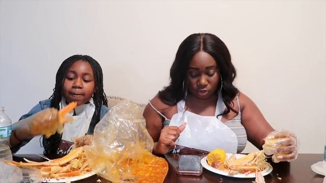WHERE IS KARISSA'S DAD?... SEAFOOD MUKBANG Q&A смотреть онлайн