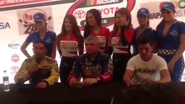 Rafael Martínez,Rubén Pardo y Antonio Pérez pilotos de la N смотреть онлайн