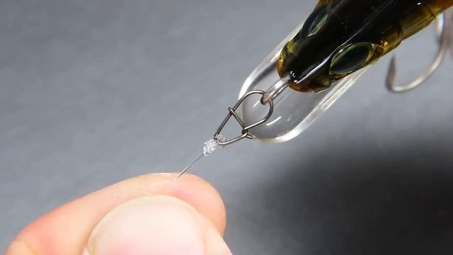 The best way to attach a fishing lure is... (split rings, swivels, loop knots tested underwater) смотреть онлайн