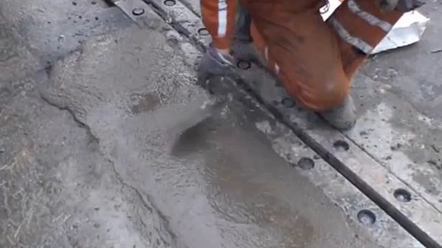 Омоноличивание деформационного шва материалом MasterEmaco T 1400 FR смотреть онлайн