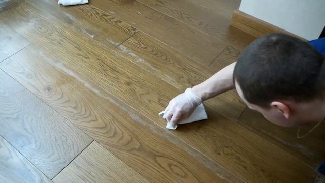 Как удалить пятна с паркета? смотреть онлайн