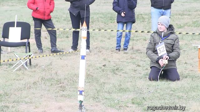 Ракеты в небо смотреть онлайн