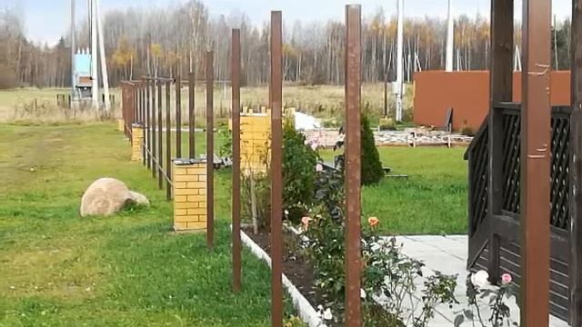 Забор своими руками: установка и монтаж
