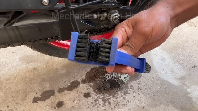 Bike Chain Cleaner Brush | How To Clean & Lubricate Motorcycle (Bike) Chain & Sprocket At Home смотреть онлайн