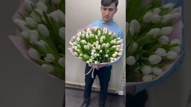 Букет 101 Голландские тюльпаны смотреть онлайн