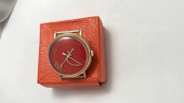 Мужские наручные часы Ракета Серп и молот смотреть онлайн