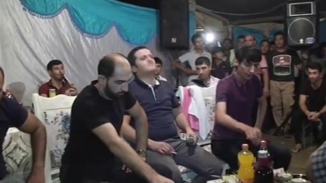 Xalça palaz vaxtına (Mirferid, Orxan, Vuqar, Balaeli) Meyxana 2017 смотреть онлайн