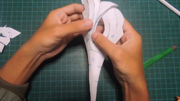 Kujou Sara Mask But it's Cardboard | Cardboard Crafts | Genshin Impact | DIY