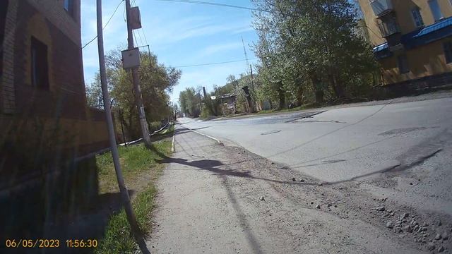 Видео за 06.05.2023 года еду в сторону рынка вид задней камеры