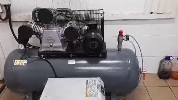 Поршневой компрессор Remeza СБ 4/Ф-270 LB 75