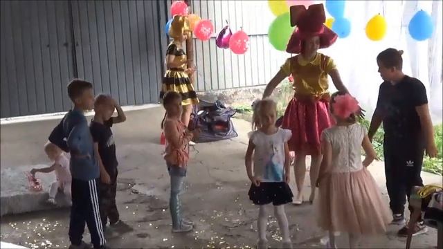 День рождения Эллиночки 6 лет/ На праздник пришли Куклы L.O.L /Распаковываем подарки смотреть онлайн