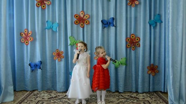 "Утренняя песенка" - вокальный дуэт "Солнечные зайчики" смотреть онлайн