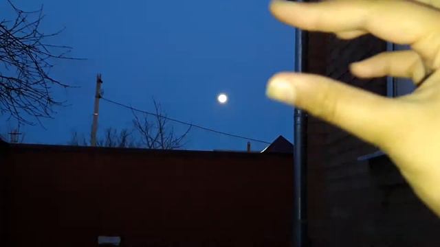 Луна стала в 34 раза ниже ......СМОТРЕТЬ ВСЕМ смотреть онлайн