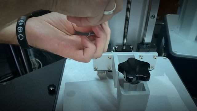 Обслуживание фотополимерного 3D принтера смотреть онлайн