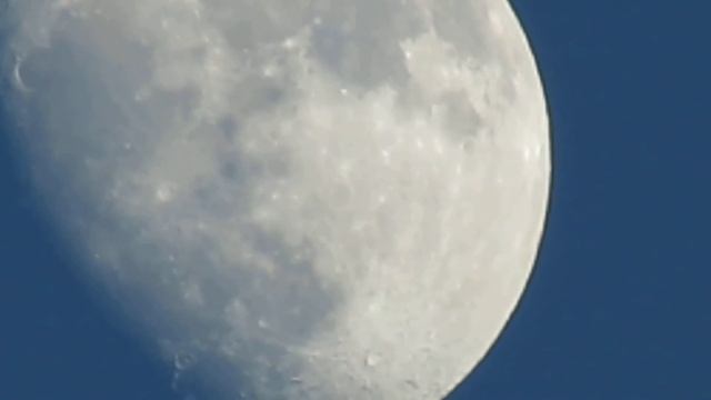 Moon - Canon PowerShot SX40 HS Zoom смотреть онлайн