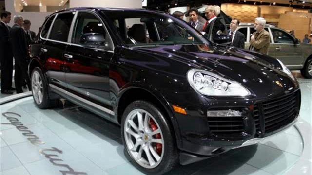 porsche cayenne 2012 riding on streets of Baden Baden смотреть онлайн