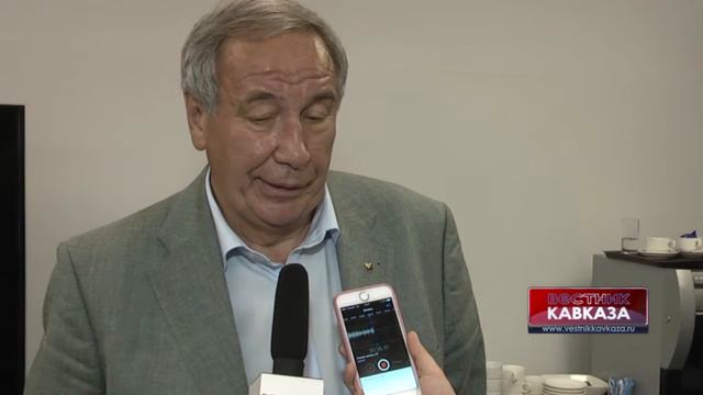 Мы заинтересованы в развитии тенниса на Кавказе - Шамиль Тарпищев смотреть онлайн