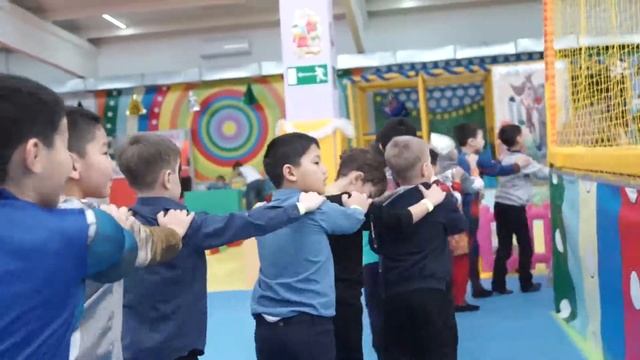 Лучик солнечный, капелька дождя, ветра лёгкого дыханье. Доча моя, ты для меня лучшее в мире создань смотреть онлайн