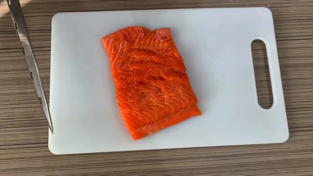 Пицца с семгой или форелью и сливочным сыром. Ароматная, вкуснейшая пицца. Pizza. Простейший рецепт смотреть онлайн