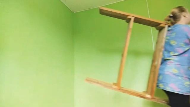 Девушка которая умеет все. Олеся делает ремонт. смотреть онлайн