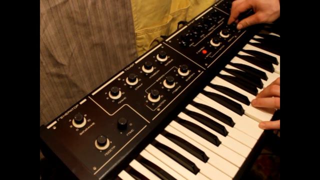 Faemi 1M. Soviet polyphonic analog synthesizer смотреть онлайн