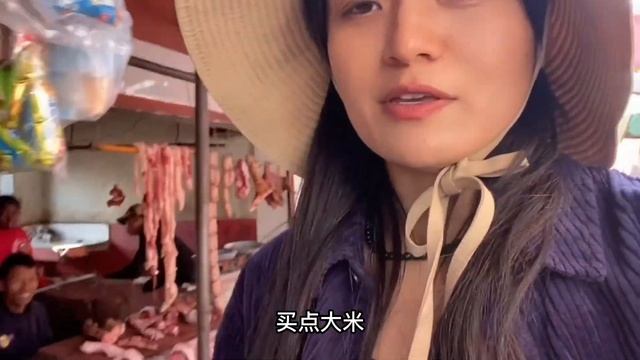 环球旅行（177）花3块钱在马达加斯加的集市上，吃到了中国鸡汤面，简直太划算了 смотреть онлайн