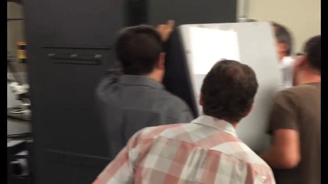 2 Minute Inverter RMA Swap - East vs. West Sales Team Race смотреть онлайн