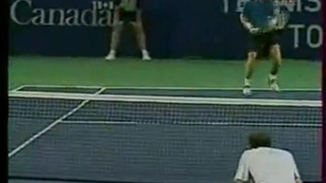 Pete Sampras great shots selection against Tommy Haas (Toronto 2002 3R) смотреть онлайн