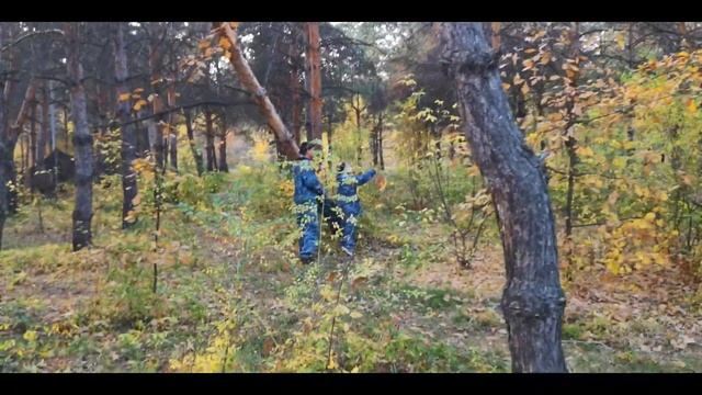 Бой в Лазертаг. Синие против зеленых. Laser Tag fight. Blue versus green. смотреть онлайн