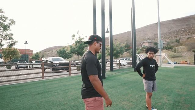 Teaching Low Heel Recovery (sprinting error) смотреть онлайн