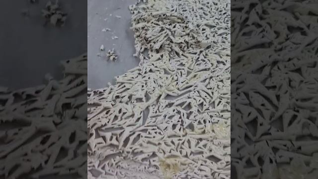 Показываю, как реагирует смывка краски на лакокрасочное покрытие. смотреть онлайн