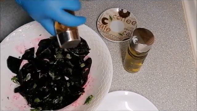 ?? Пантзаросалата ме фета (Свекольный салат с сыром фета) Греческая кухня / Просто и вкусно ? смотреть онлайн