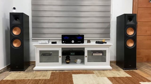 Advance Paris A10 Classic + Klipsch Rp-8000f смотреть онлайн