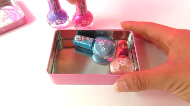 Disney Princess Frozen Nail Polish Set Plus 3D Tin Elsa, Anna and Olaf Nail Polish Review смотреть онлайн