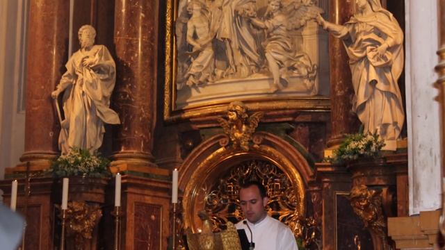 APERTURA PUERTA SANTA DE LA MISERICORDIA CATEDRAL CUENCA смотреть онлайн