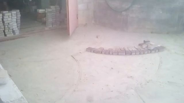 Укладка тротуарной плитки. Заезд в гараж. смотреть онлайн