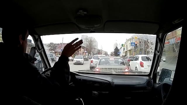 на Hunday Porter по городу, обзор на Porter =Hyundai Porter on the city, on the review of Porter смотреть онлайн