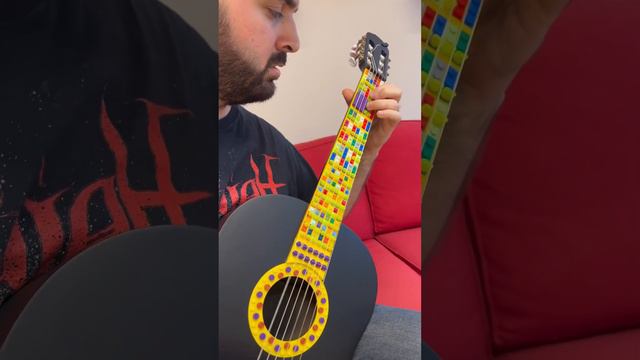 Balkan Blues on Lego Guitar смотреть онлайн