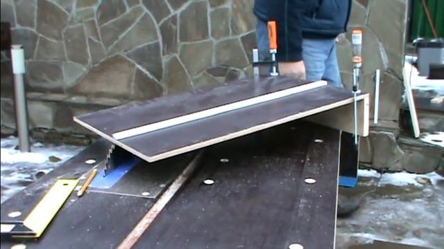 Простая каретка для циркулярного станка смотреть онлайн