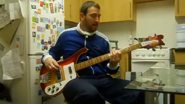 i believe in miracles ramones bass cover смотреть онлайн