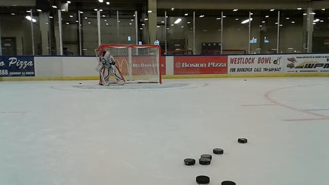 Bellz edge hockey camp pewee goalies #4 смотреть онлайн