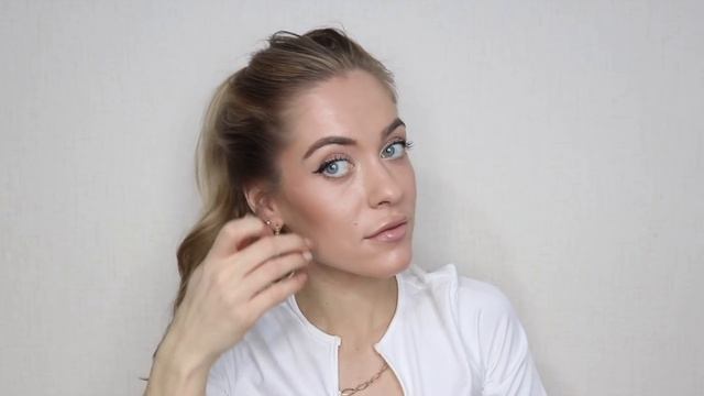 ПРОСТОЙ НЕБРЕЖНЫЙ ПУЧОК ЗА 2 МИНУТЫ | 2 - MIN EASY MESSY BUN TUTORIAL смотреть онлайн