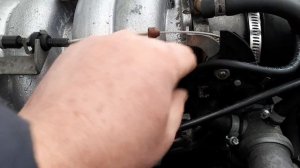 Как газовщики подключают вакуум на редуктор.