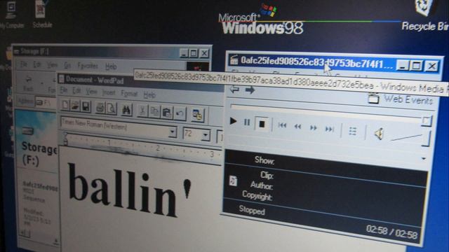 Ballin' on a vintage soundcard - 8 MIDI instrument variations смотреть онлайн