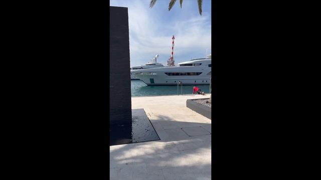 Прилетели в Черногорию / Условия регистрации в Черногории / Прогулка по волшебному городу Тиват смотреть онлайн