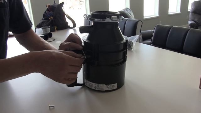 How to Install an Insinkerator Garbage Disposal - PlumbersStock.com смотреть онлайн